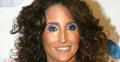 27 Best Female Country Singers Of The 2000s - Music Industry How To