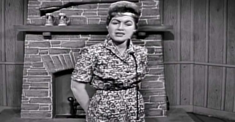 27 Best Country Singers Of The 60s - Music Industry How To